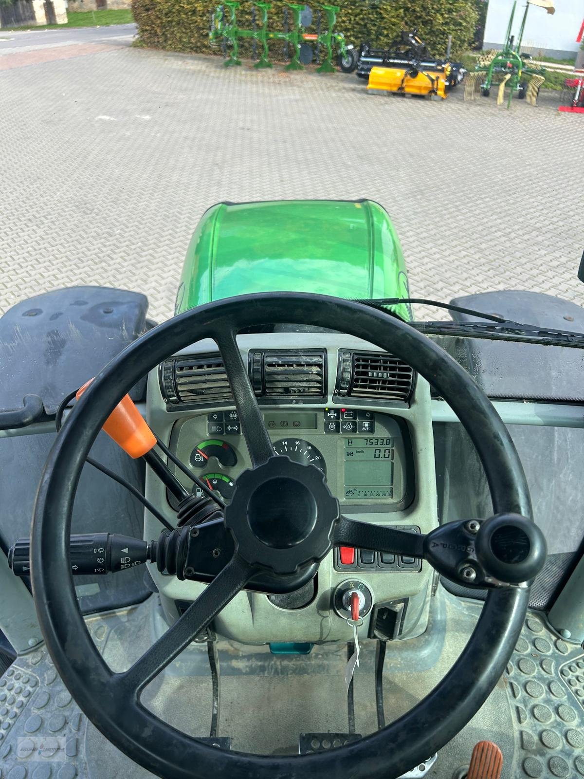 Traktor от тип Deutz-Fahr Agrotron TTV 630, Gebrauchtmaschine в Treuchtlingen (Снимка 10)