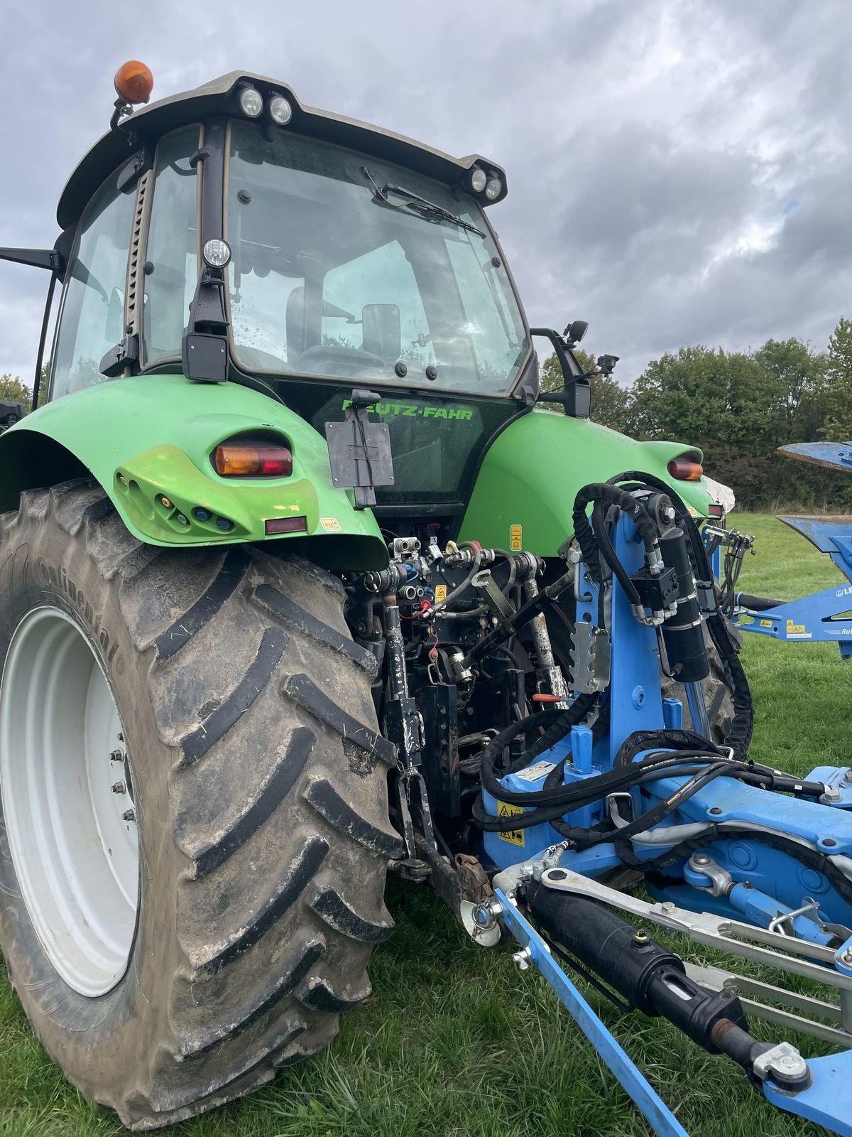 Traktor Türe ait Deutz-Fahr Agrotron TTV 7210, Gebrauchtmaschine içinde Harmannsdorf (resim 3)