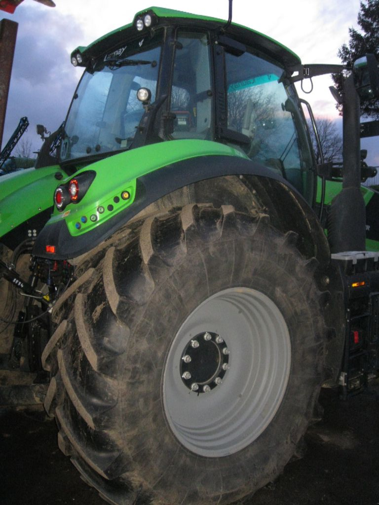 Traktor des Typs Deutz-Fahr Agrotron TTV 7250, Gebrauchtmaschine in BRECE (Bild 4)