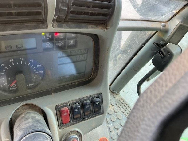 Traktor типа Deutz-Fahr AGROT.TTV610DCR, Gebrauchtmaschine в les hayons (Фотография 6)