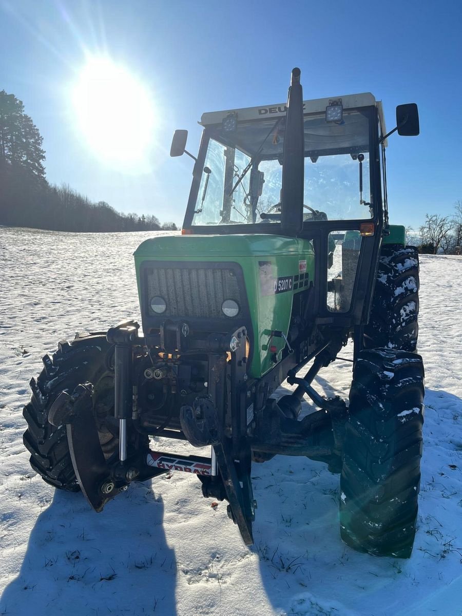 Traktor от тип Deutz-Fahr D 5207 C Allrad, Gebrauchtmaschine в NATTERNBACH (Снимка 21)