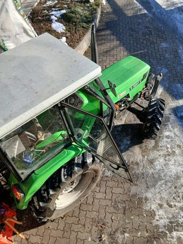 Traktor от тип Deutz-Fahr D 5207 C Allrad, Gebrauchtmaschine в NATTERNBACH (Снимка 3)