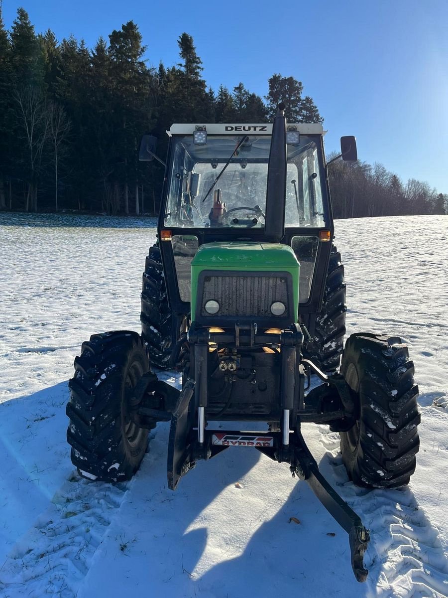 Traktor от тип Deutz-Fahr D 5207 C Allrad, Gebrauchtmaschine в NATTERNBACH (Снимка 17)