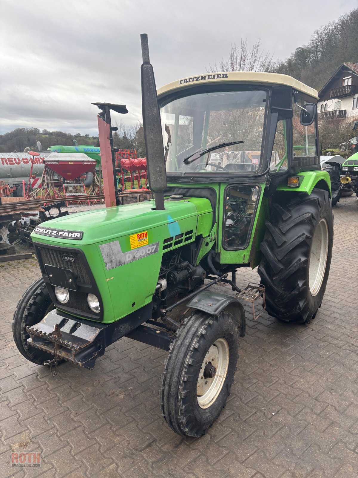 Traktor du type Deutz-Fahr D 6007, Gebrauchtmaschine en Untermünkheim (Photo 1)