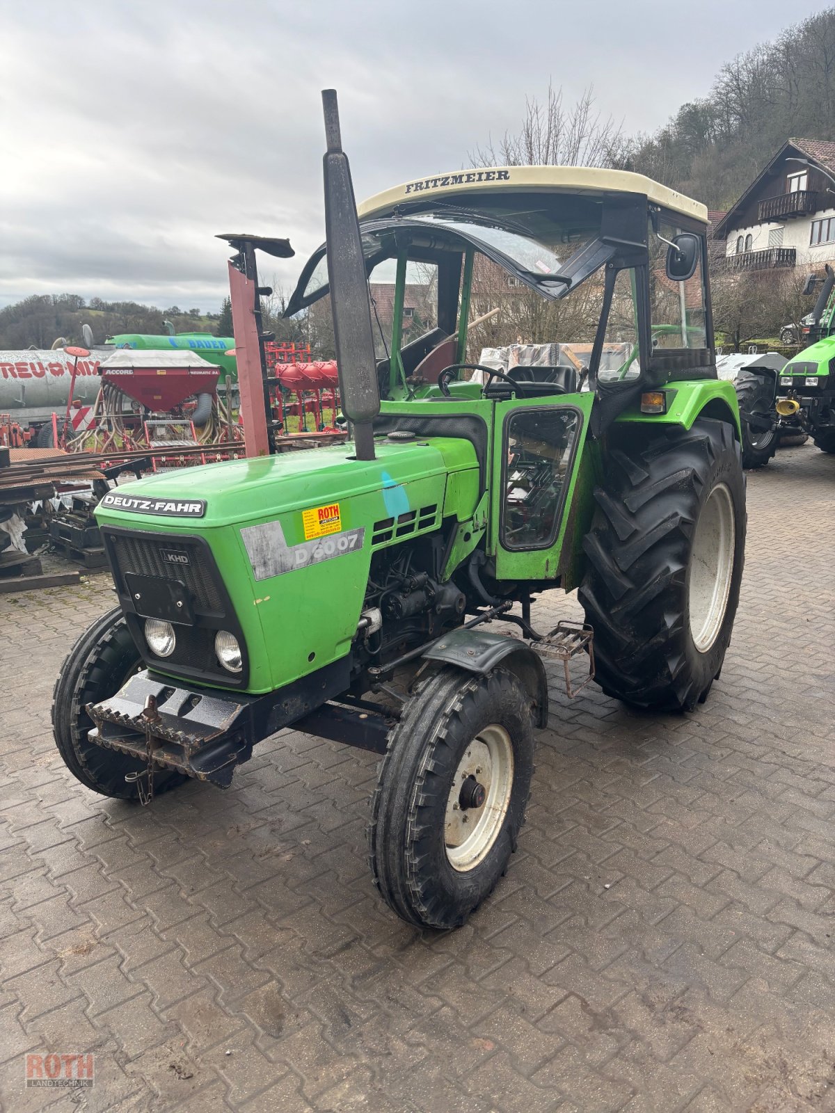 Traktor du type Deutz-Fahr D 6007, Gebrauchtmaschine en Untermünkheim (Photo 5)