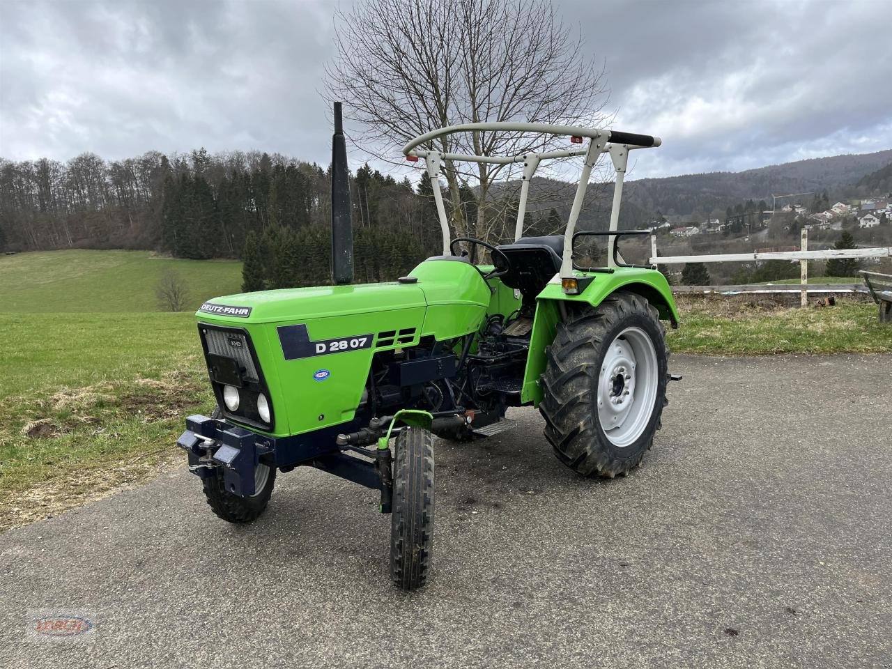 Traktor of the type Deutz-Fahr D2807 org. 2306h, Gebrauchtmaschine in Trochtelfingen (Picture 1)