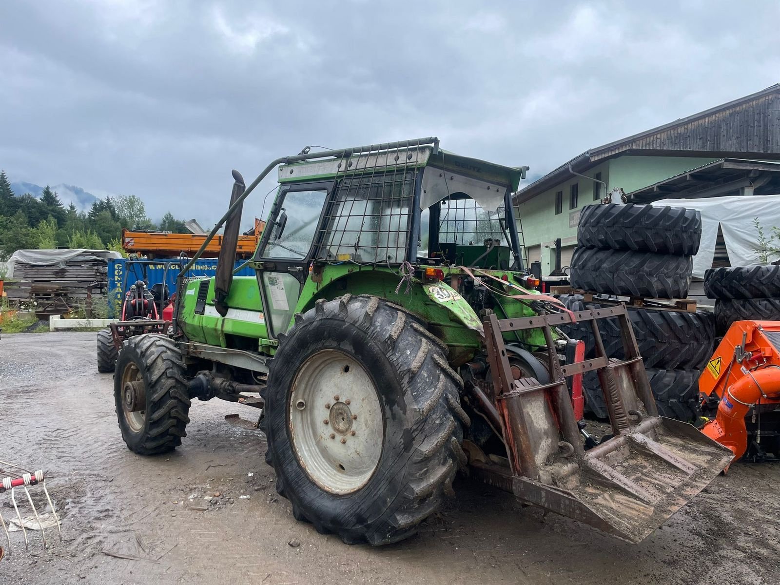 Traktor van het type Deutz-Fahr DX 110, Gebrauchtmaschine in Burgkirchen (Foto 4)