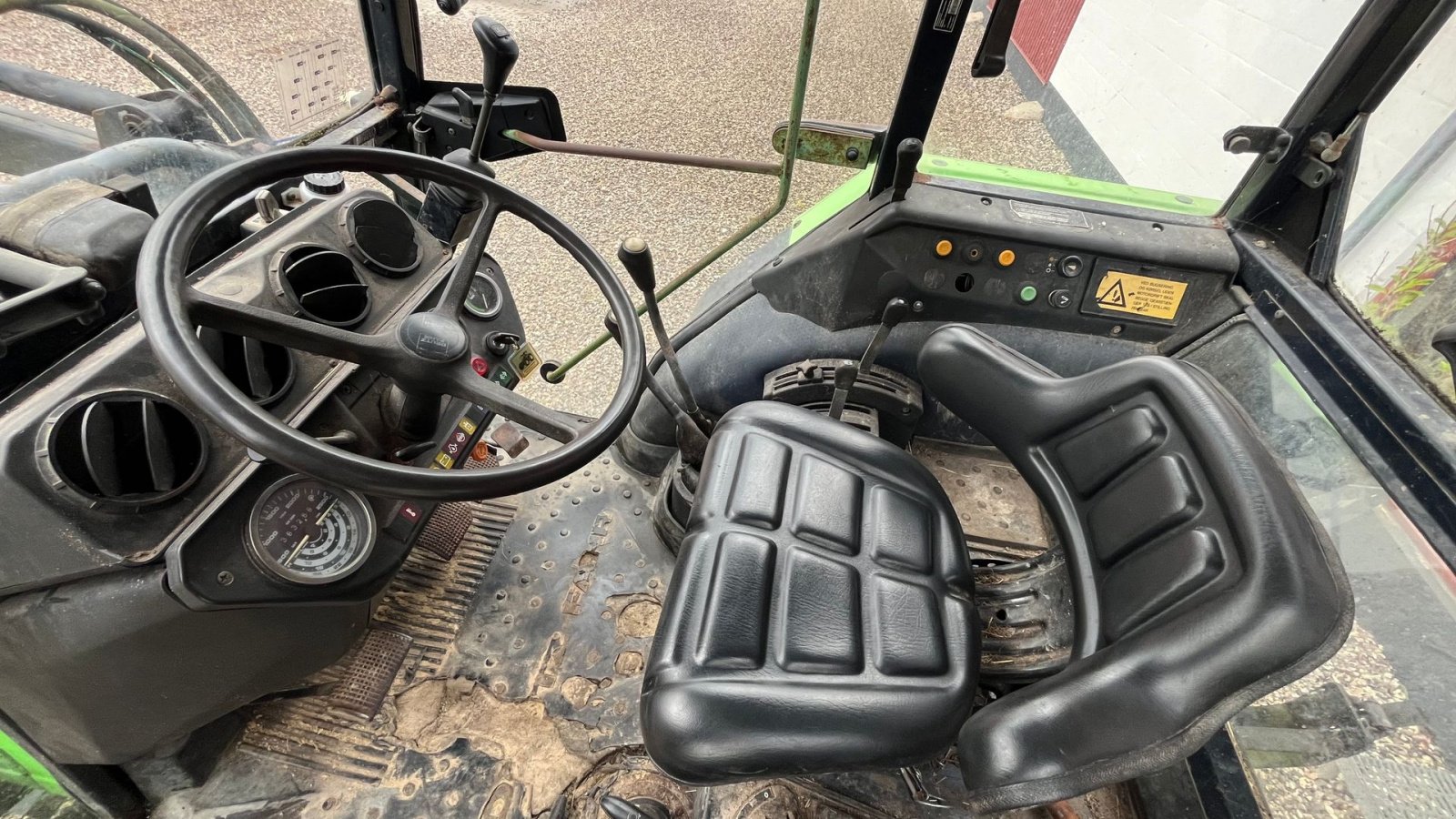 Traktor van het type Deutz-Fahr DX 3.30, Gebrauchtmaschine in Storvorde (Foto 11)