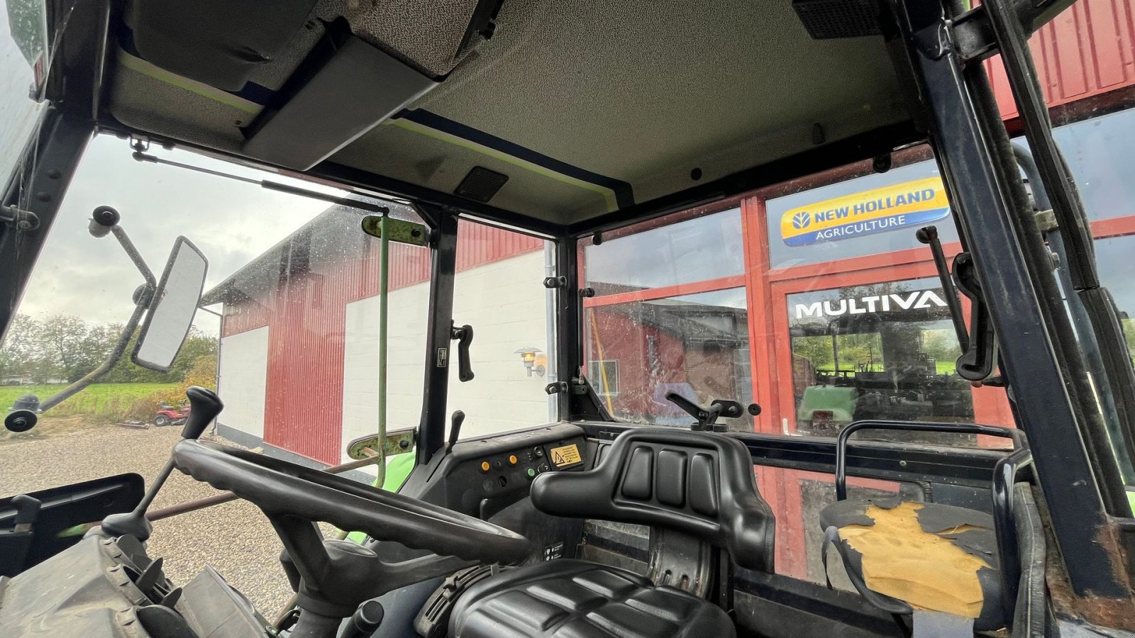 Traktor van het type Deutz-Fahr DX 3.30, Gebrauchtmaschine in Storvorde (Foto 10)