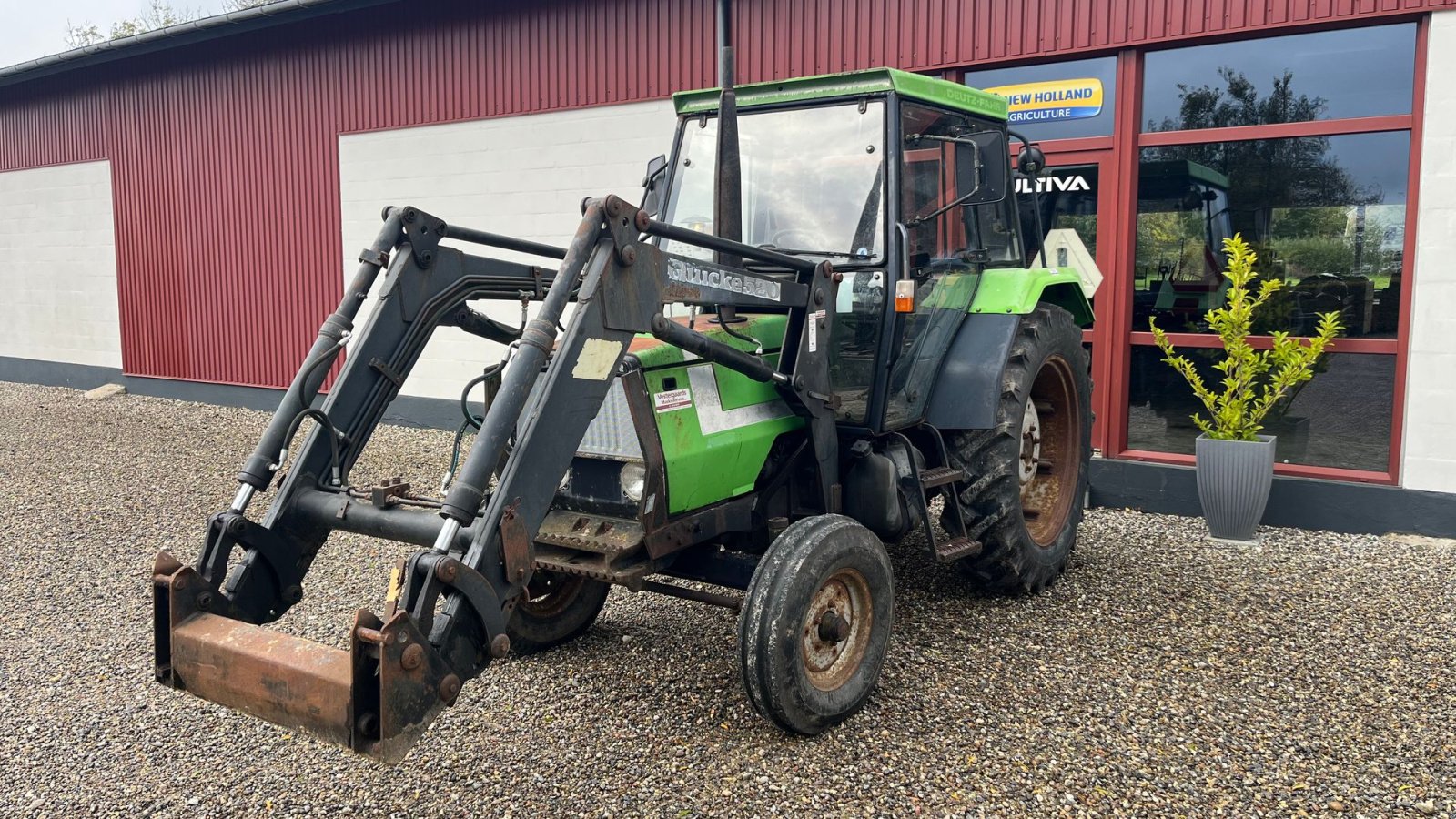 Traktor van het type Deutz-Fahr DX 3.30, Gebrauchtmaschine in Storvorde (Foto 3)