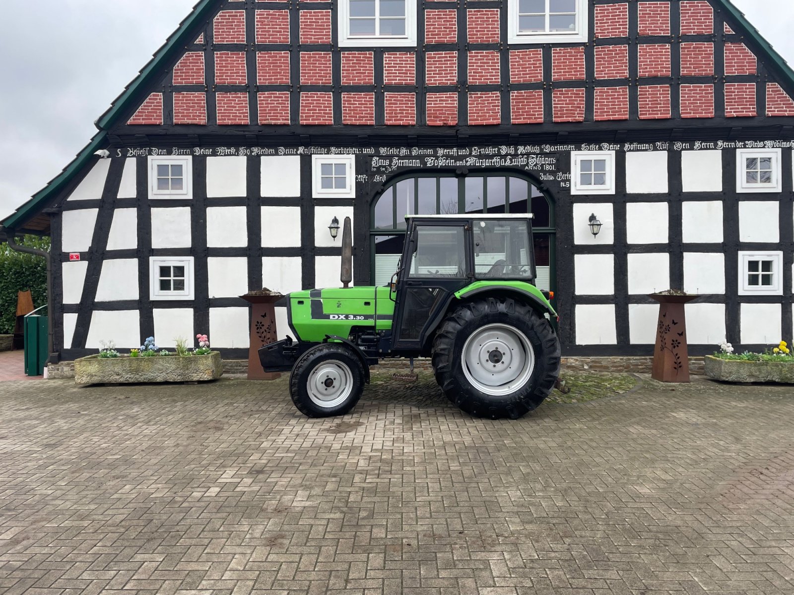 Traktor типа Deutz-Fahr DX 3.30, Gebrauchtmaschine в Hunteburg (Фотография 2)