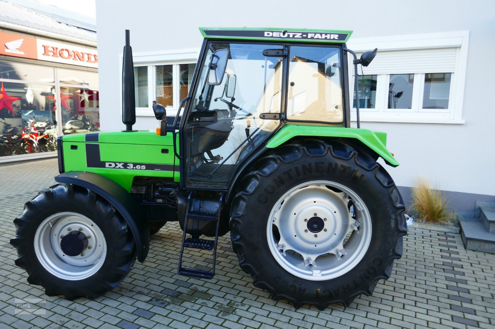 Traktor Türe ait Deutz-Fahr DX 3.65 Allr. im sehr gutem Zustand. Mit 1 Jahr Gewährleistung, Gebrauchtmaschine içinde Langenzenn (resim 4)
