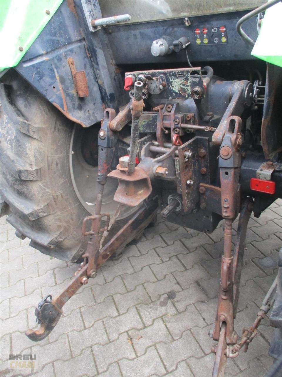Traktor des Typs Deutz-Fahr DX 3.70, Gebrauchtmaschine in Cham (Bild 11)