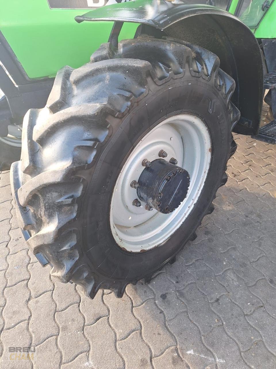 Traktor typu Deutz-Fahr DX 4.10, Gebrauchtmaschine v Cham (Obrázek 5)