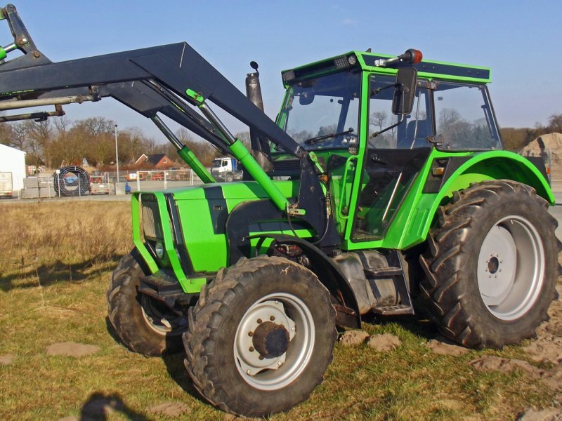 Deutz-Fahr DX 4.30+ Frontlader, Gebrauchtmaschine (Obrázek 1) Traktor typu Deutz-Fahr DX 4.30+ Frontlader, Gebrauchtmaschine v Mittelsdorf (Obrázek 1)