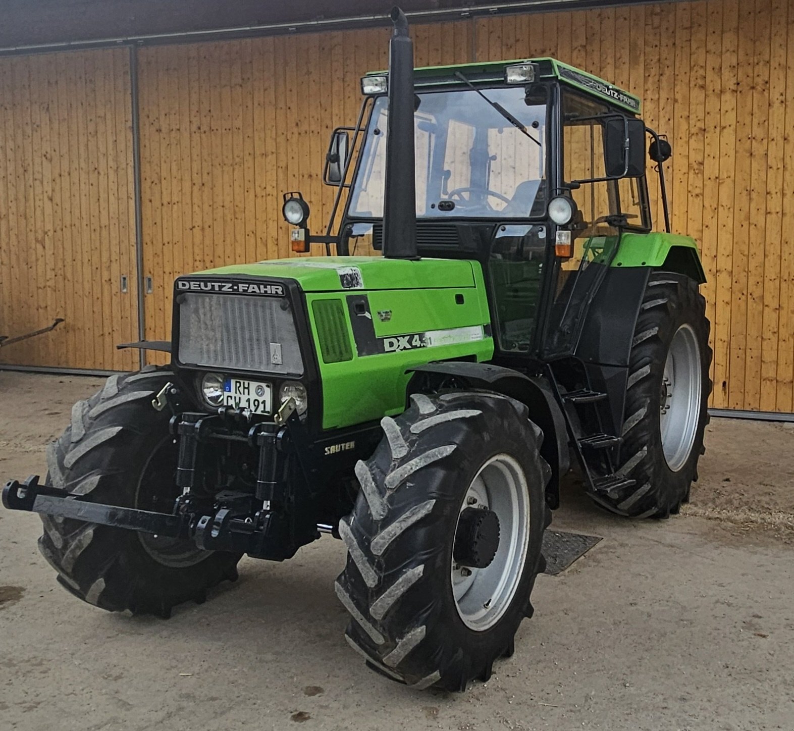 Traktor typu Deutz-Fahr DX 4.31, Gebrauchtmaschine v Abenberg (Obrázek 1)