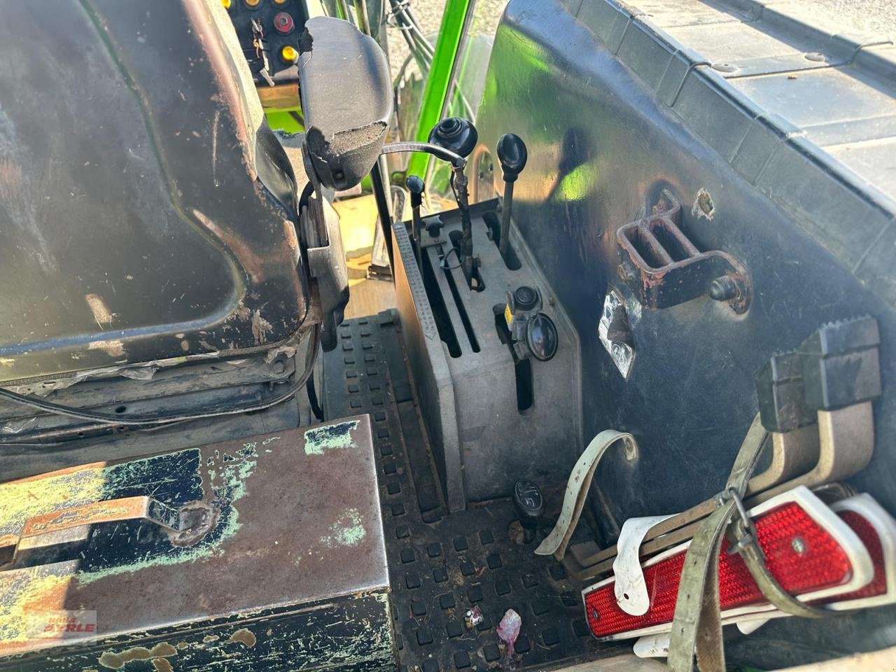 Traktor Türe ait Deutz-Fahr DX 4.50 mit Frontlader und Fronthydraulik, Gebrauchtmaschine içinde Steinheim (resim 19)