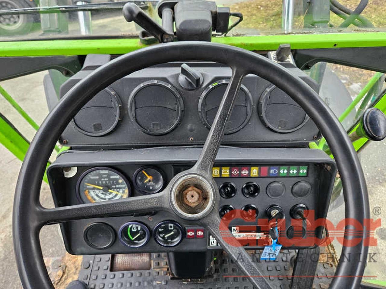 Traktor of the type Deutz-Fahr DX 4.70 A, Gebrauchtmaschine in Ampfing (Picture 13)