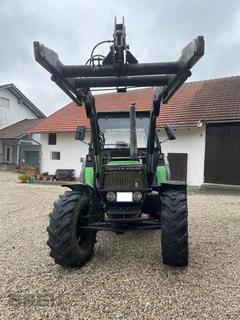 Traktor typu Deutz-Fahr DX 4.70 A, Gebrauchtmaschine v Straubing (Obrázek 3)