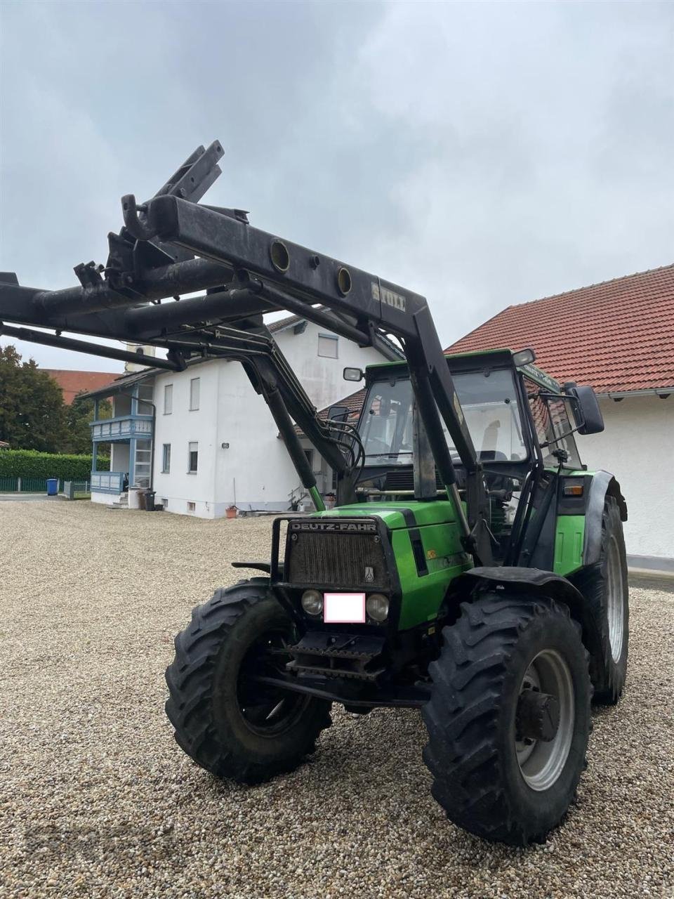 Traktor typu Deutz-Fahr DX 4.70 A, Gebrauchtmaschine v Straubing (Obrázek 4)