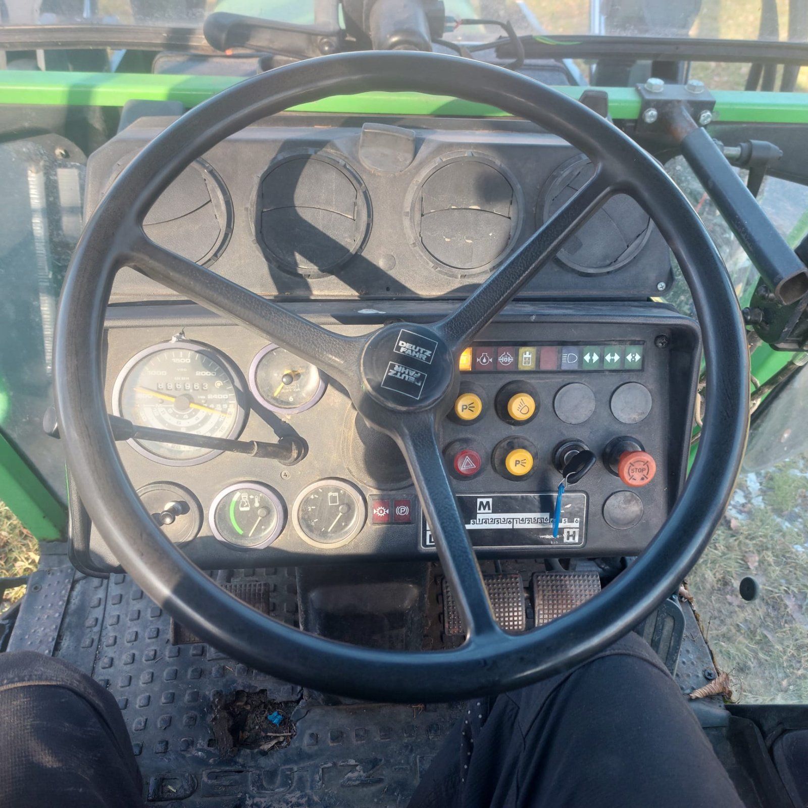 Traktor a típus Deutz-Fahr DX 6.10 A, Gebrauchtmaschine ekkor: dachau (Kép 9)