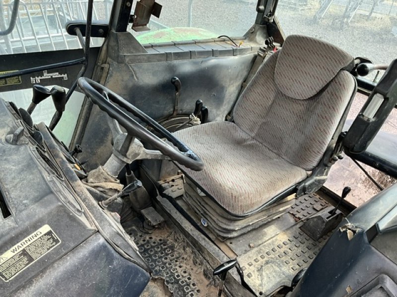 Traktor of the type Deutz-Fahr DX 6.10, Gebrauchtmaschine in SAINT NIZIER DE FORNAS (Picture 5)