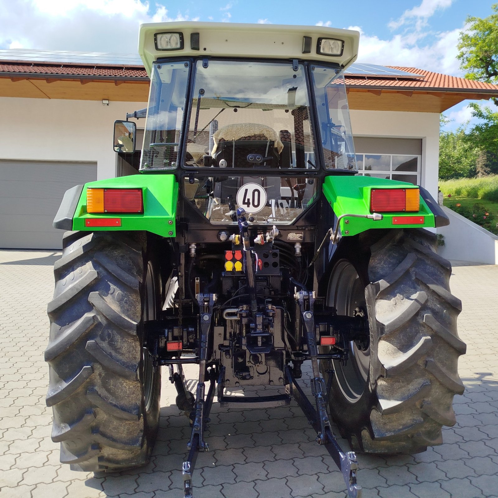 Traktor typu Deutz-Fahr DX 6.11 Agrostar, Gebrauchtmaschine v Altötting (Obrázek 3)