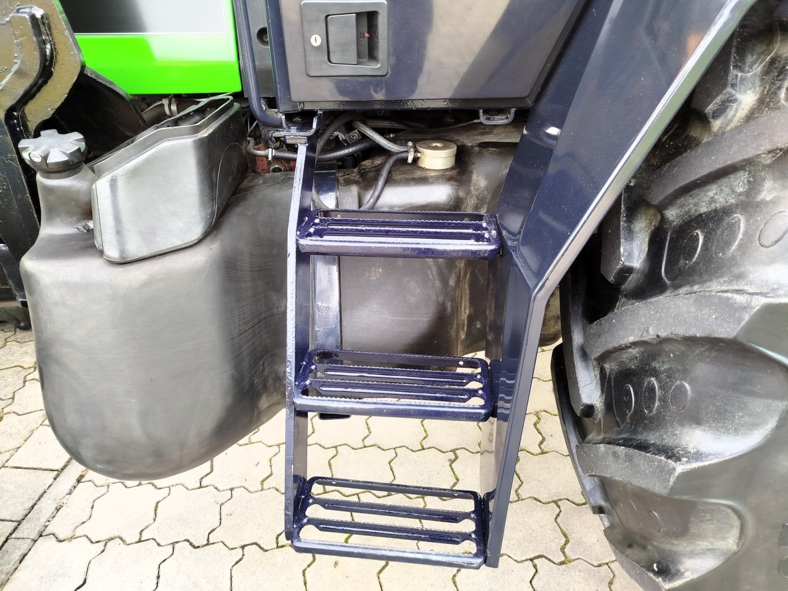 Traktor typu Deutz-Fahr DX 6.11 Agrostar, Gebrauchtmaschine v Altötting (Obrázek 7)