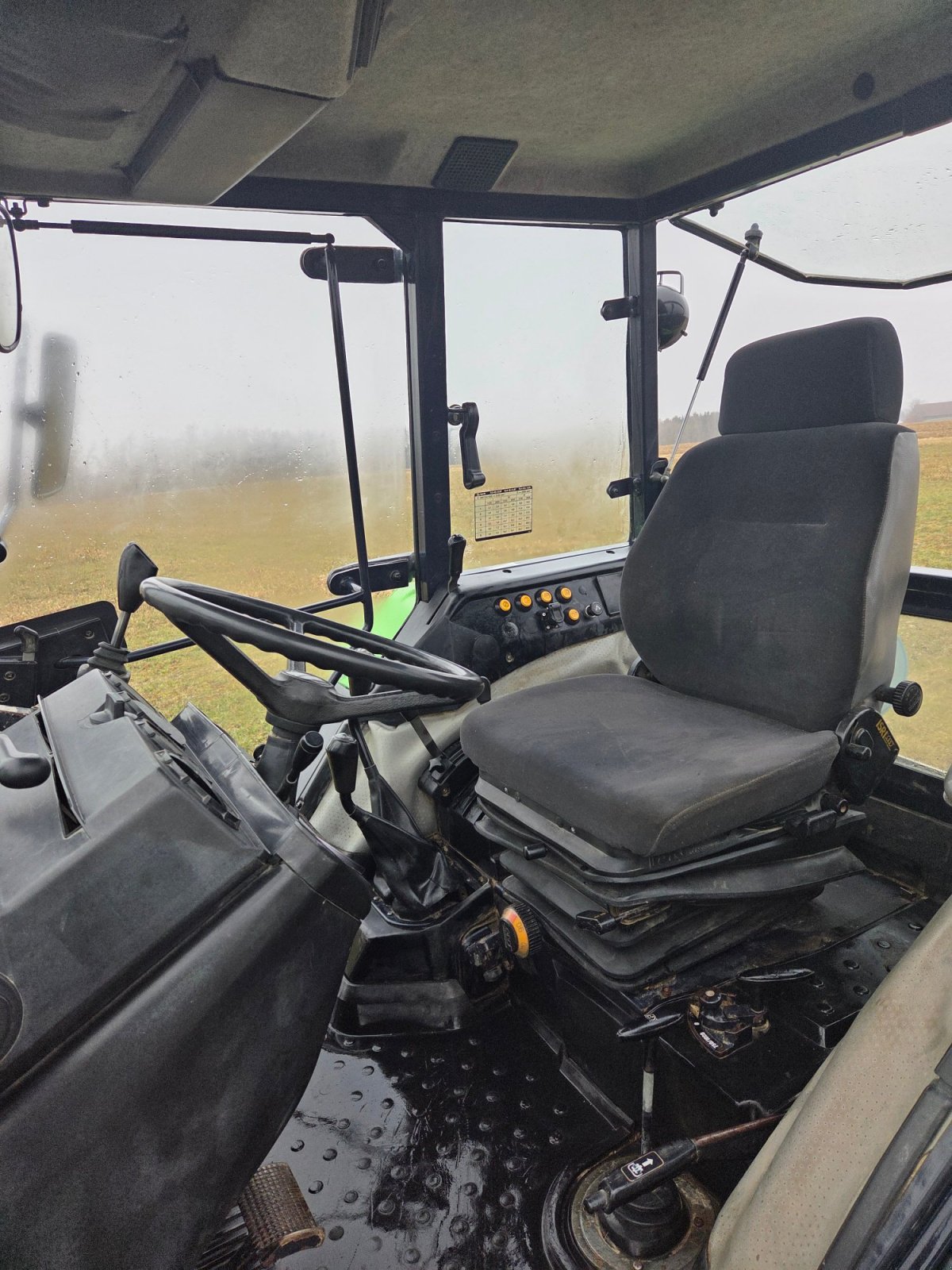 Traktor van het type Deutz-Fahr DX 6.17 AgroXtra, Gebrauchtmaschine in Weil (Foto 3)