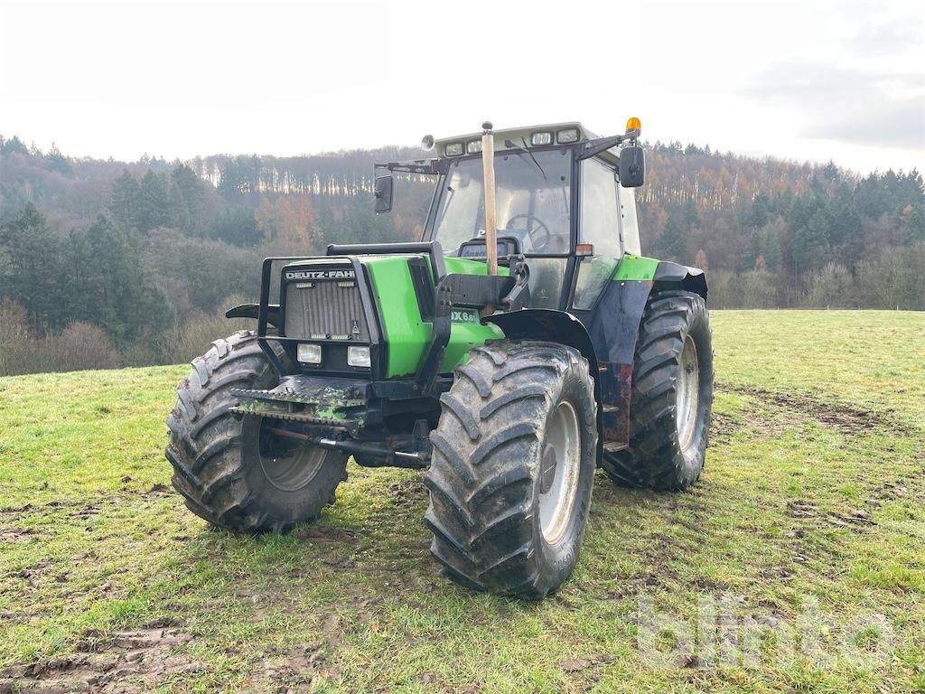 Traktor del tipo Deutz-Fahr DX 6.61, Gebrauchtmaschine In Düsseldorf (Immagine 1)