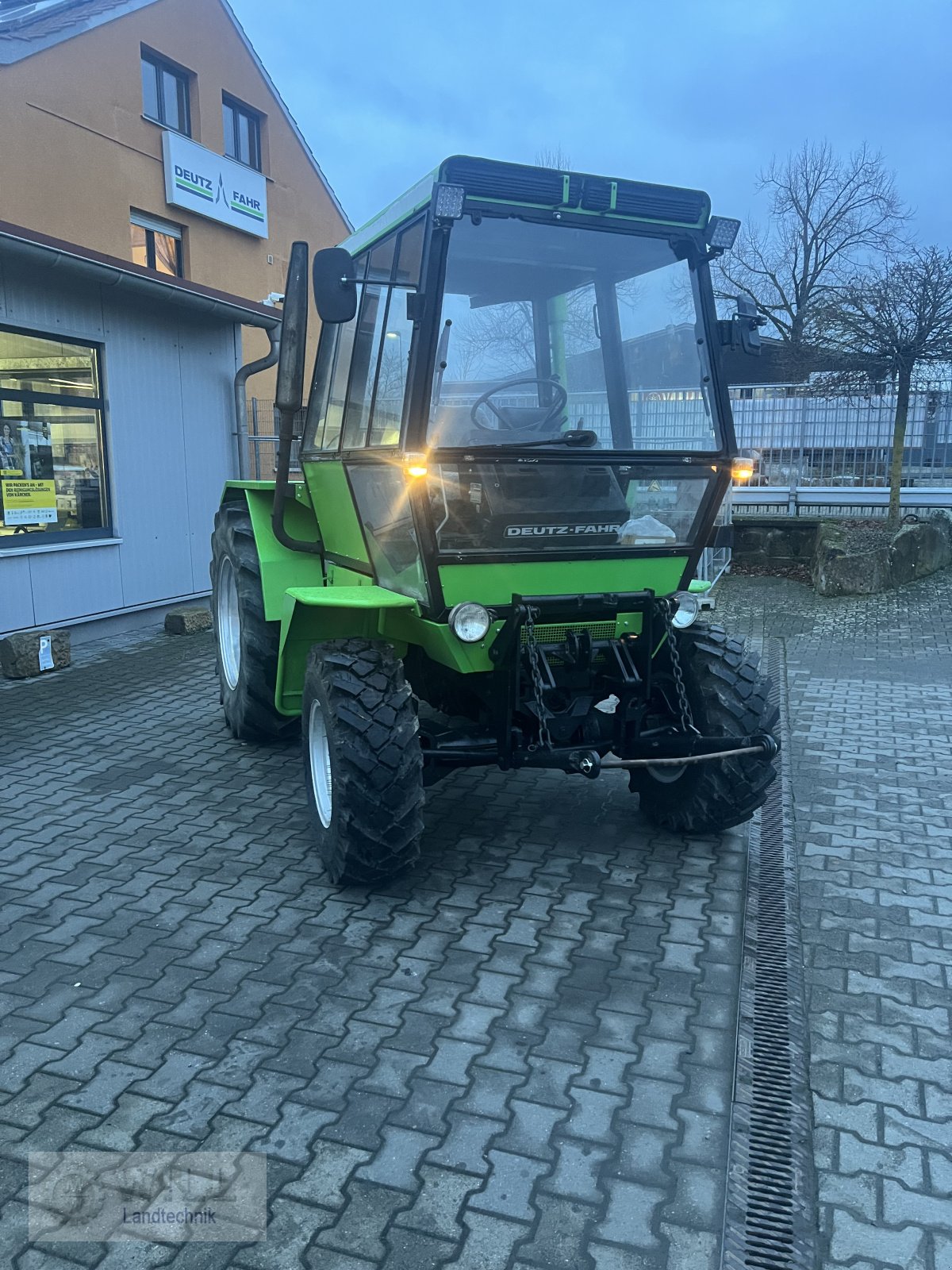 Traktor a típus Deutz-Fahr Intrac 2004, Gebrauchtmaschine ekkor: Rudendorf (Kép 2)