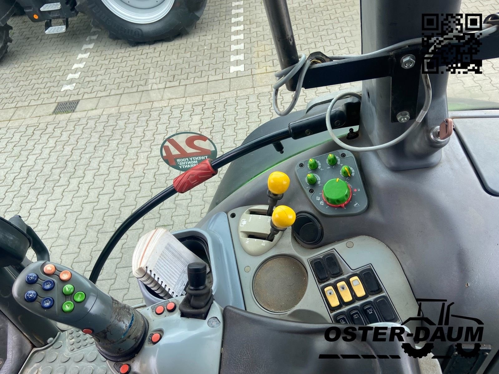 Traktor du type Deutz-Fahr M 620 TTV, Gebrauchtmaschine en Kaisersesch (Photo 12)
