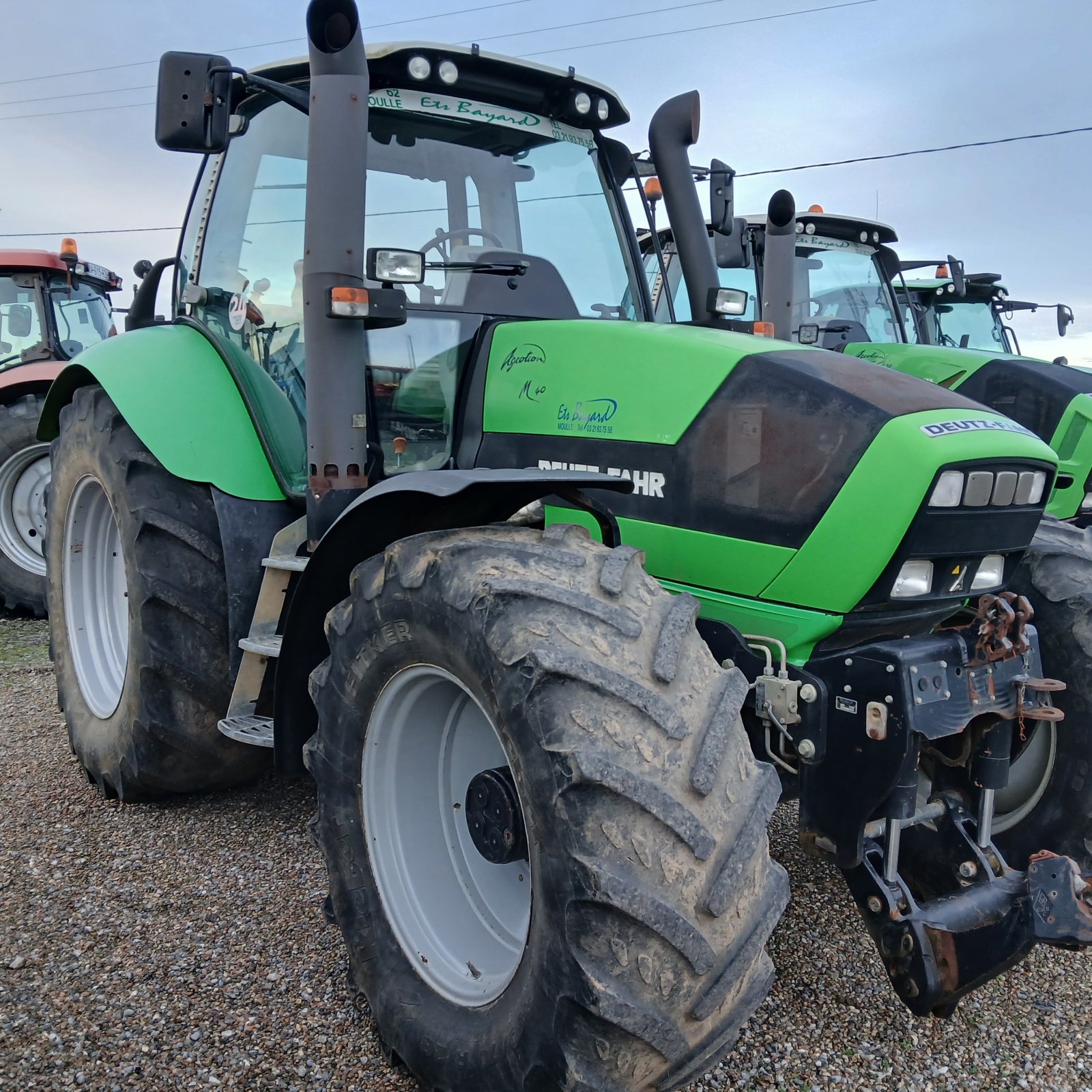 Traktor des Typs Deutz-Fahr M 640, Gebrauchtmaschine in HERLIN LE SEC (Bild 2)