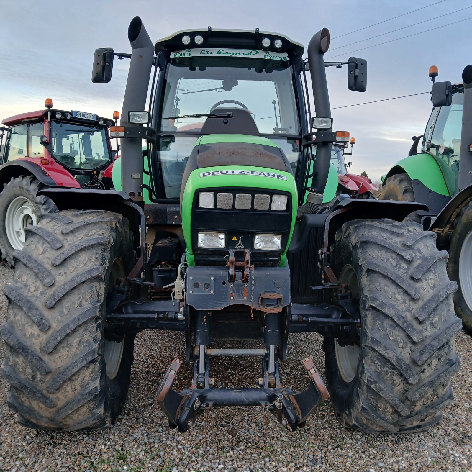 Traktor des Typs Deutz-Fahr M 640, Gebrauchtmaschine in HERLIN LE SEC (Bild 3)