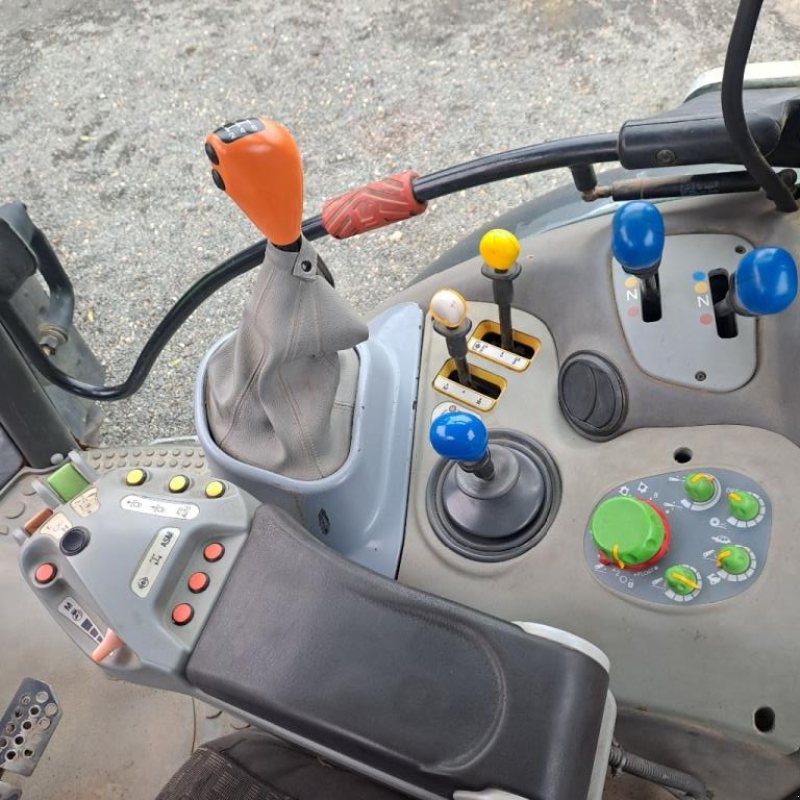 Traktor typu Deutz-Fahr M610, Gebrauchtmaschine v Savigny sur Braye (Obrázek 6)