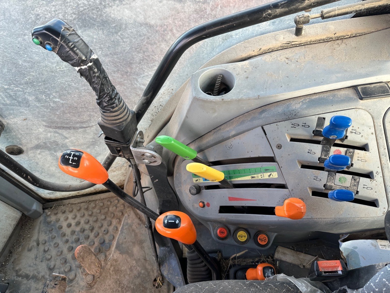 Traktor типа Deutz-Fahr Tracteur agricole 5095D GS Deutz-Fahr, Gebrauchtmaschine в LA SOUTERRAINE (Фотография 5)