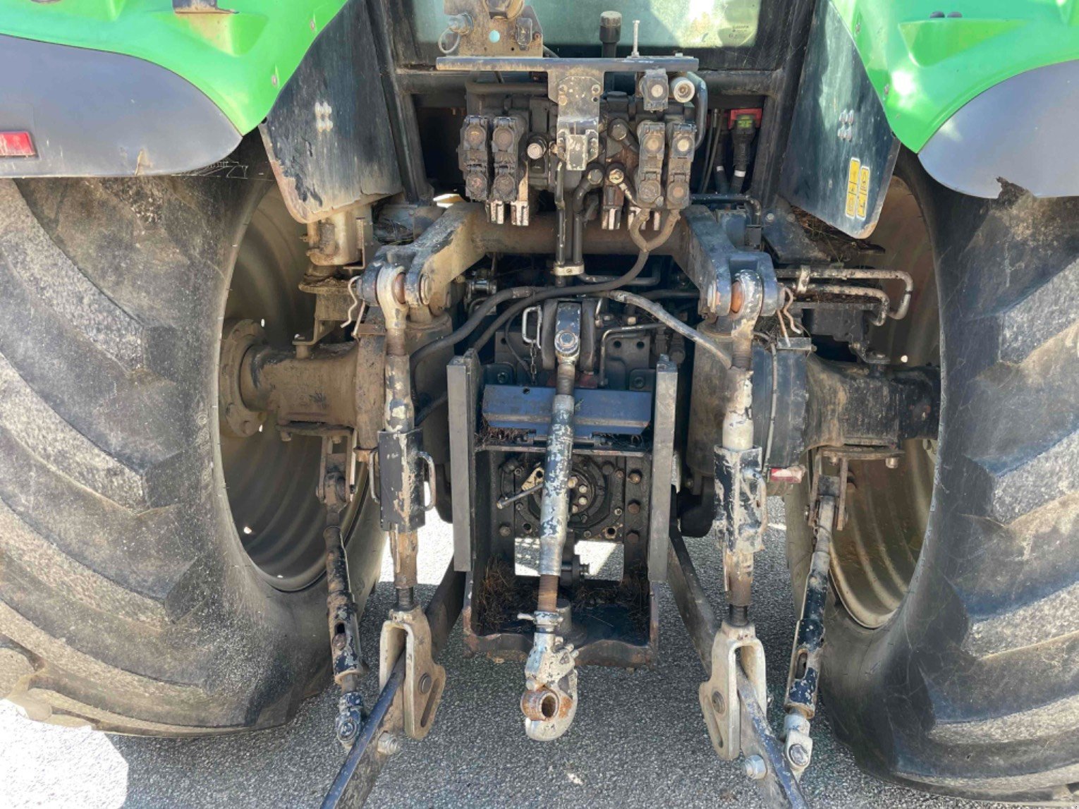 Traktor типа Deutz-Fahr Tracteur agricole 6190P AGROTRON Deutz-Fahr, Gebrauchtmaschine в LA SOUTERRAINE (Фотография 3)