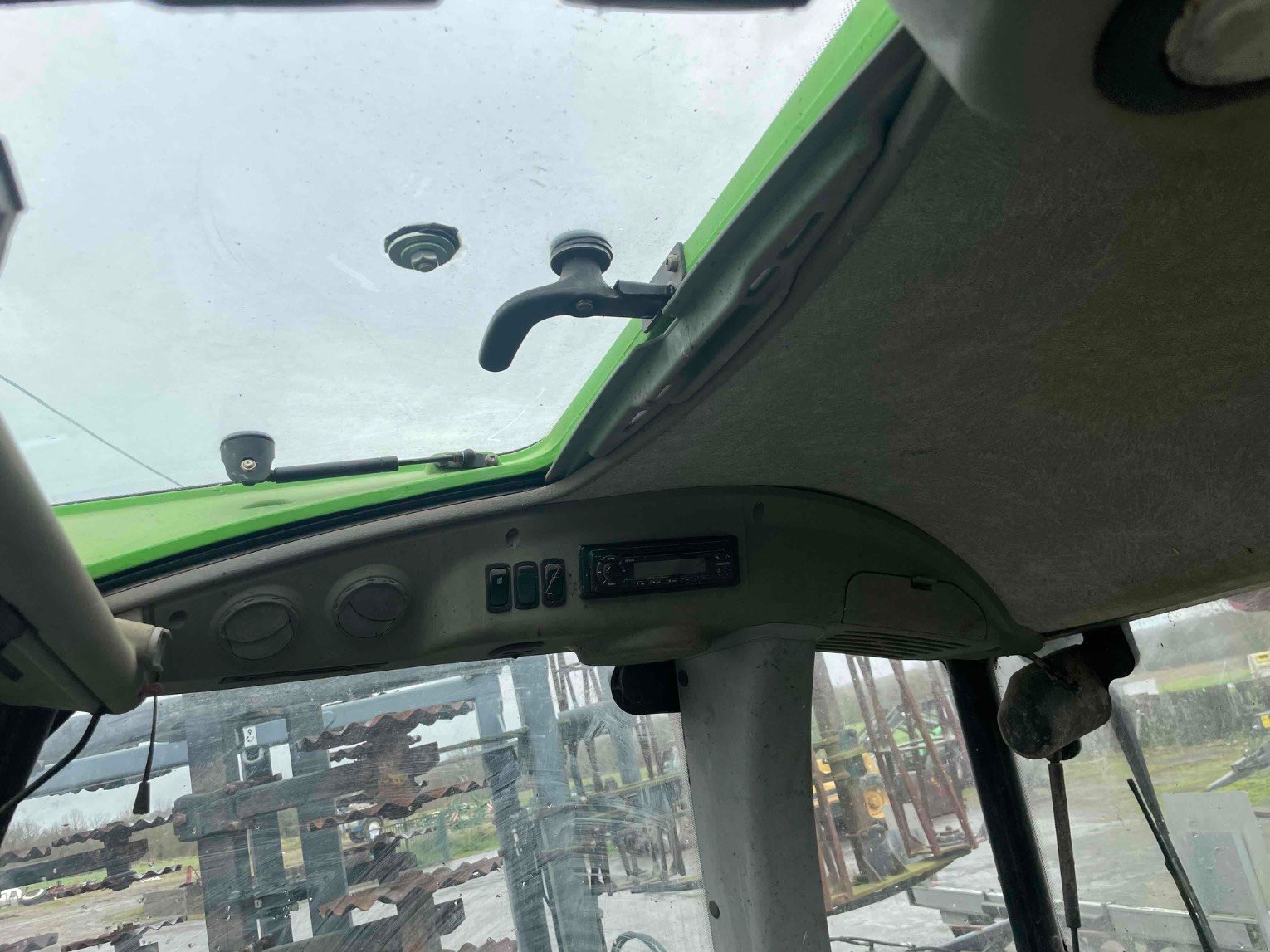 Traktor des Typs Deutz-Fahr Tracteur agricole AGROTRON K100 Deutz-Fahr, Gebrauchtmaschine in SAINT CLAIR SUR ELLE (Bild 10)