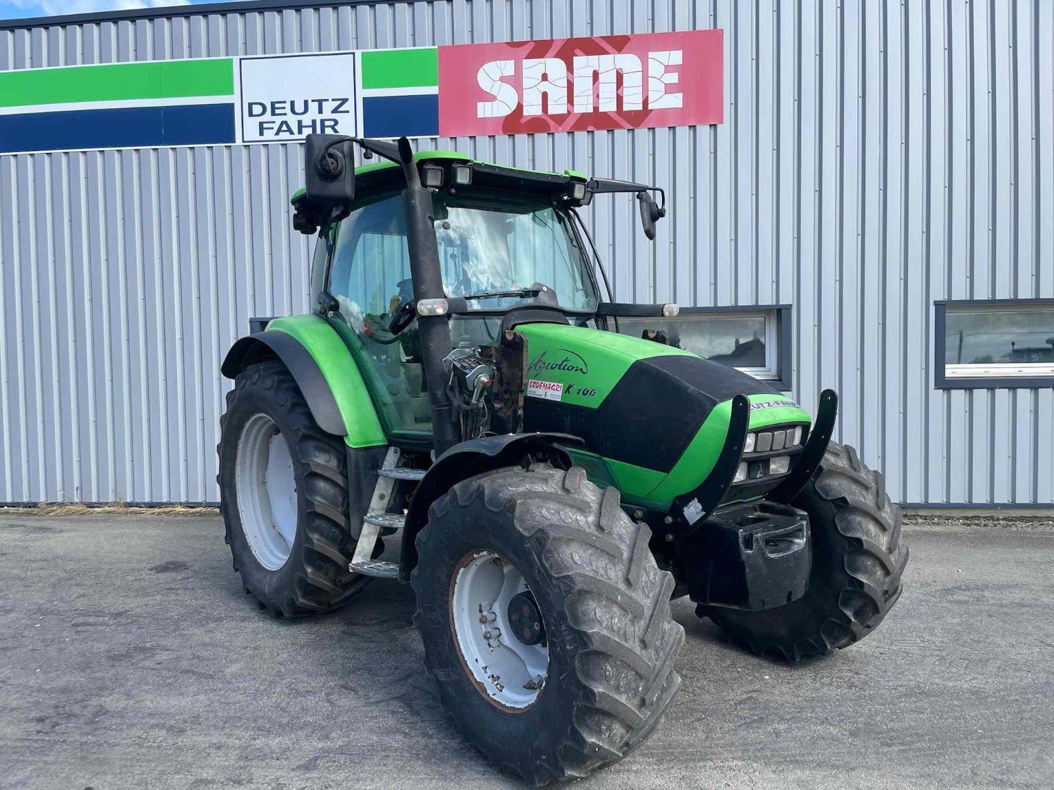 Traktor typu Deutz-Fahr Tracteur agricole AGROTRON K100 Deutz-Fahr, Gebrauchtmaschine v SAINT CLAIR SUR ELLE (Obrázok 3)