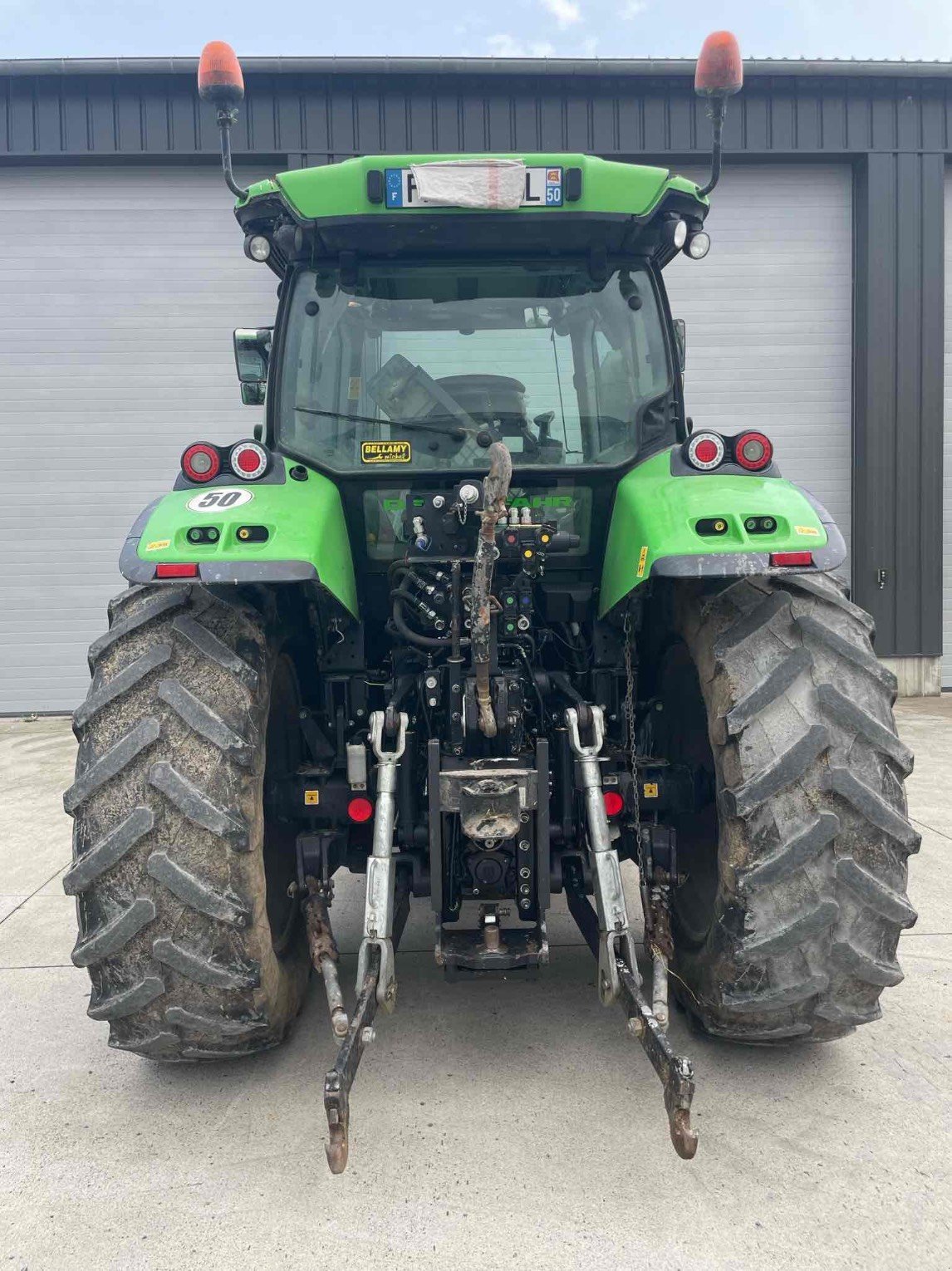 Traktor des Typs Deutz-Fahr Tracteur agricole SERIE6TTVAGROTRON 6120 TTV (C) D, Gebrauchtmaschine in SAINT CLAIR SUR ELLE (Bild 2)