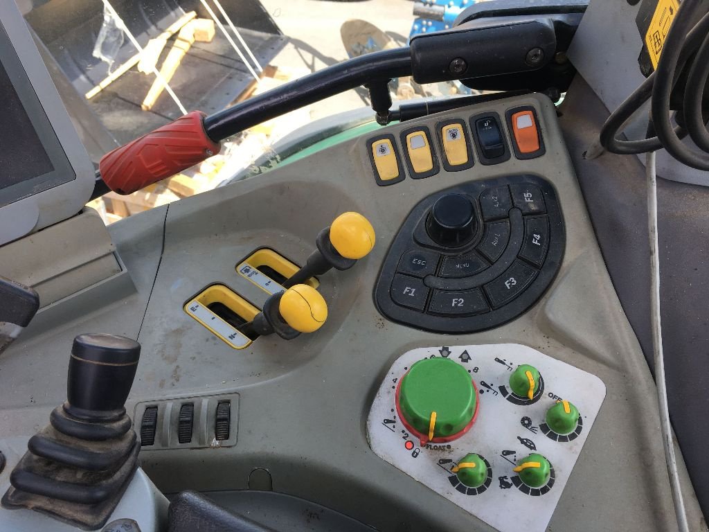 Traktor des Typs Deutz-Fahr TTV 630, Gebrauchtmaschine in Allerborn (Bild 11)