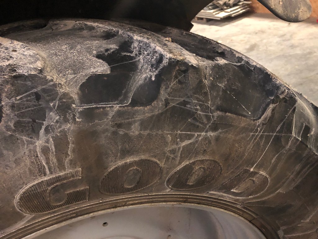 Traktor типа Deutz-Fahr TTV430, Gebrauchtmaschine в Val Mont (Фотография 8)