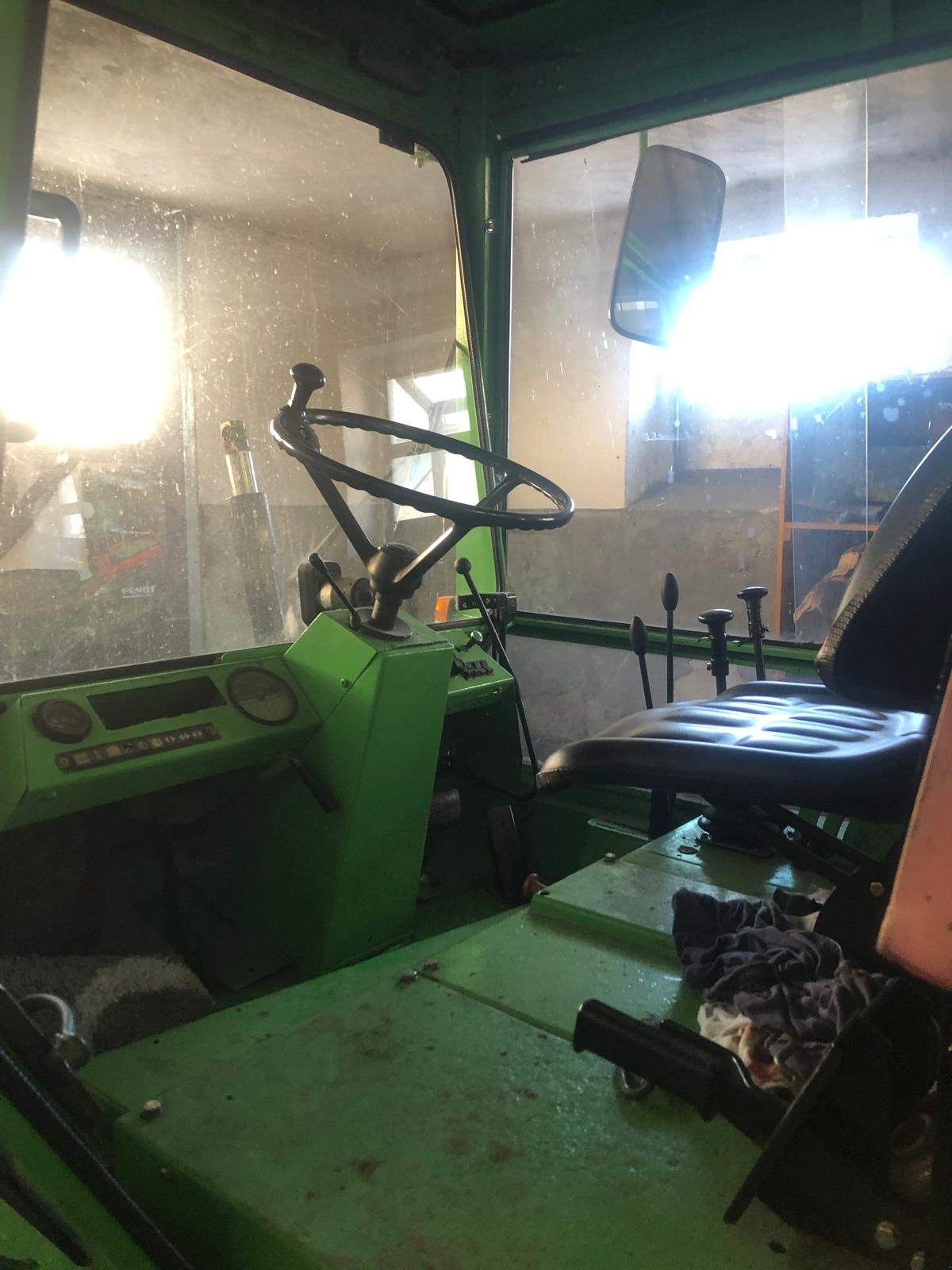 Traktor des Typs DEUTZ intrac 2003 Deutz Intrac, Gebrauchtmaschine in Burgsalach (Bild 1)