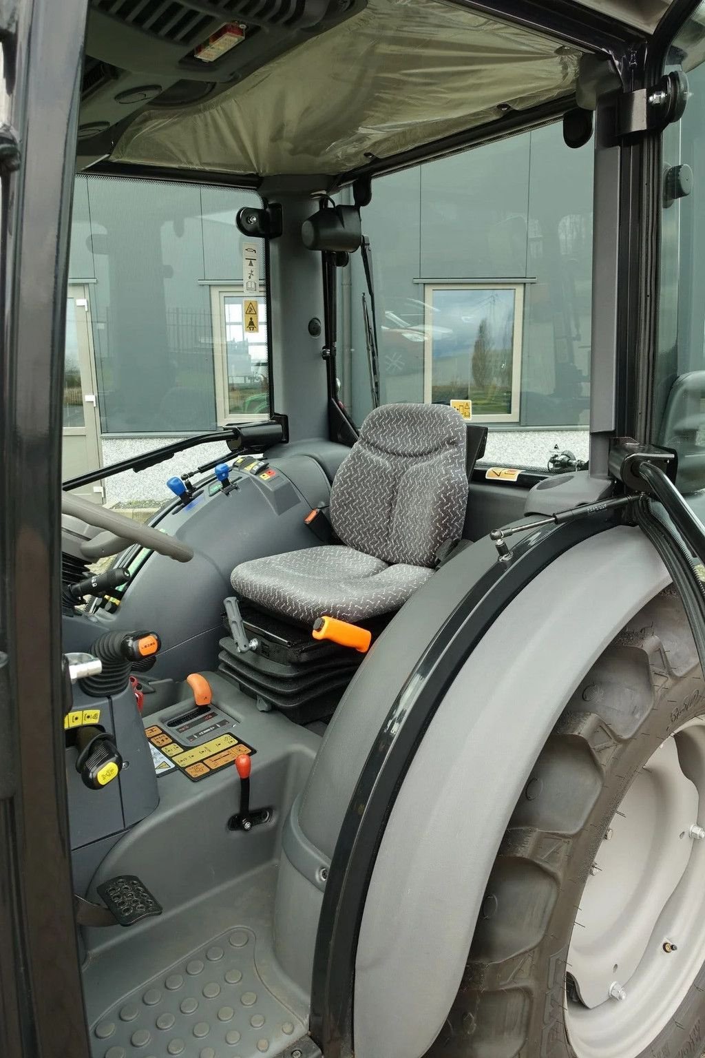 Traktor типа Deutz 3060 4wd / 0004 Draaiuren / Full Options, Gebrauchtmaschine в Swifterband (Фотография 10)