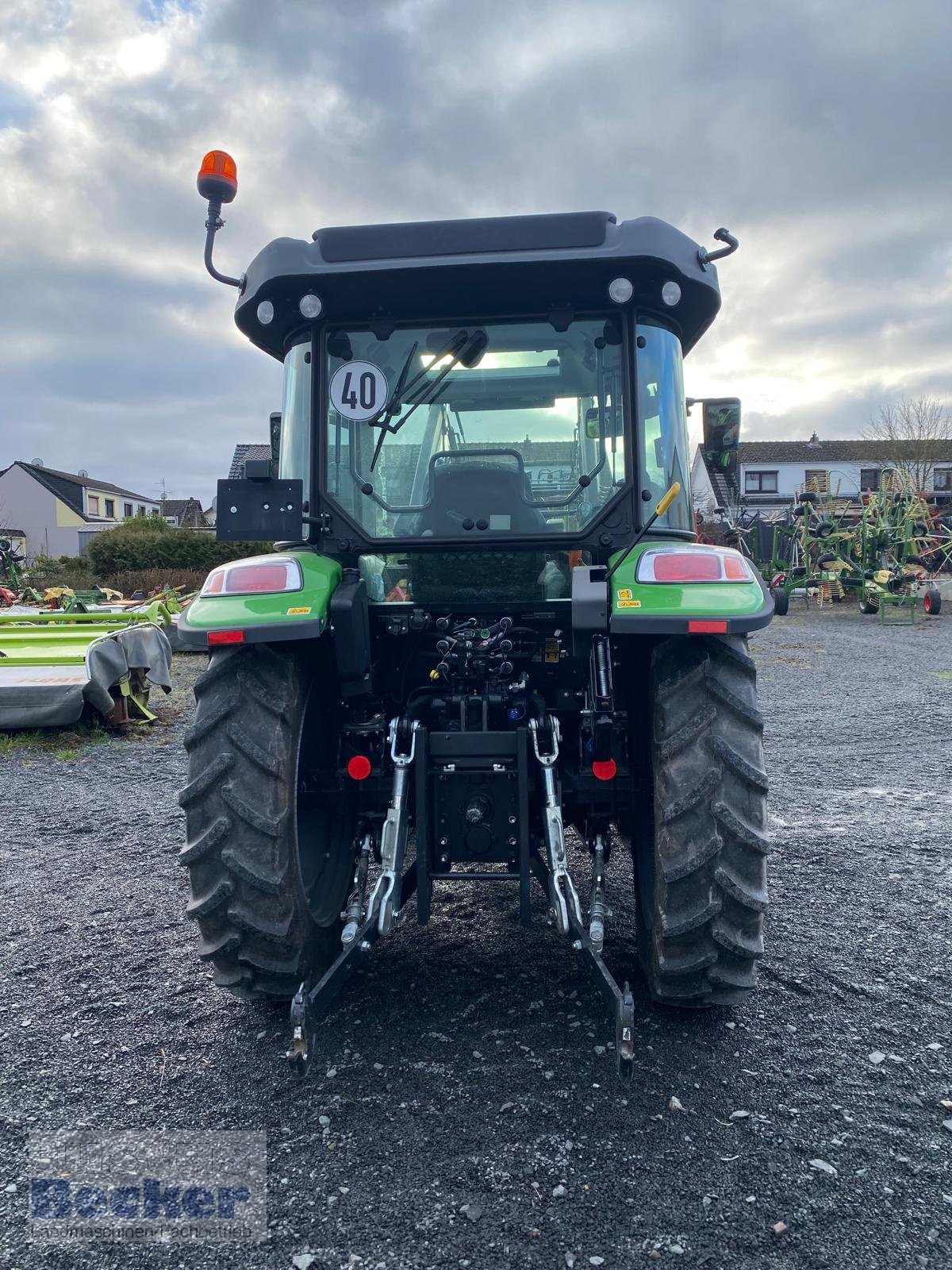 Traktor des Typs Deutz 5080D Keyline, Gebrauchtmaschine in Weimar-Niederwalgern (Bild 3)