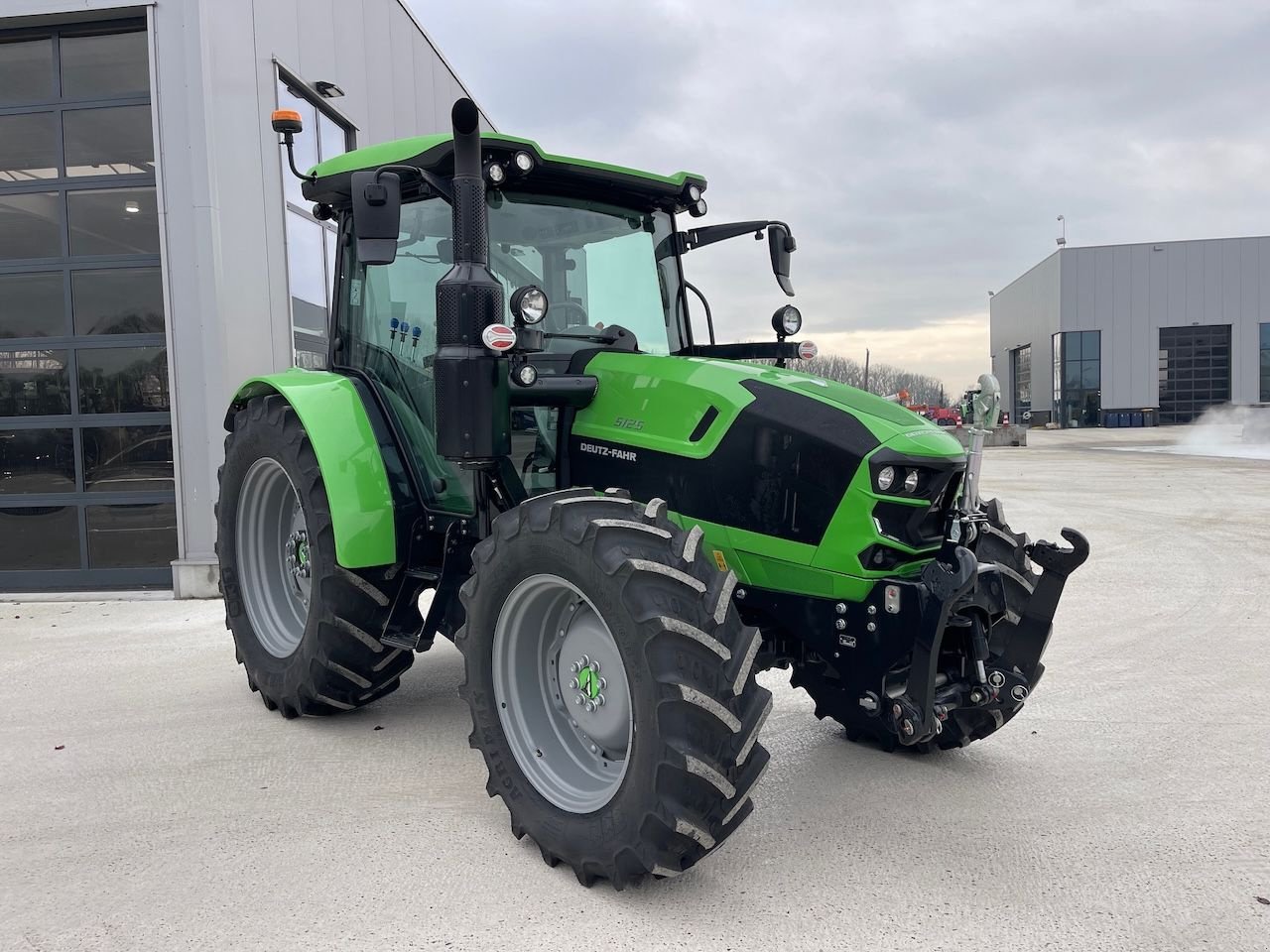 Traktor typu Deutz 5125, Neumaschine v Holten (Obrázek 3)