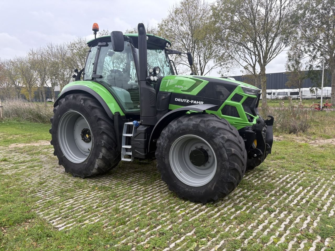 Traktor typu Deutz 6185TTV, Gebrauchtmaschine v Kwadijk (Obrázok 4)