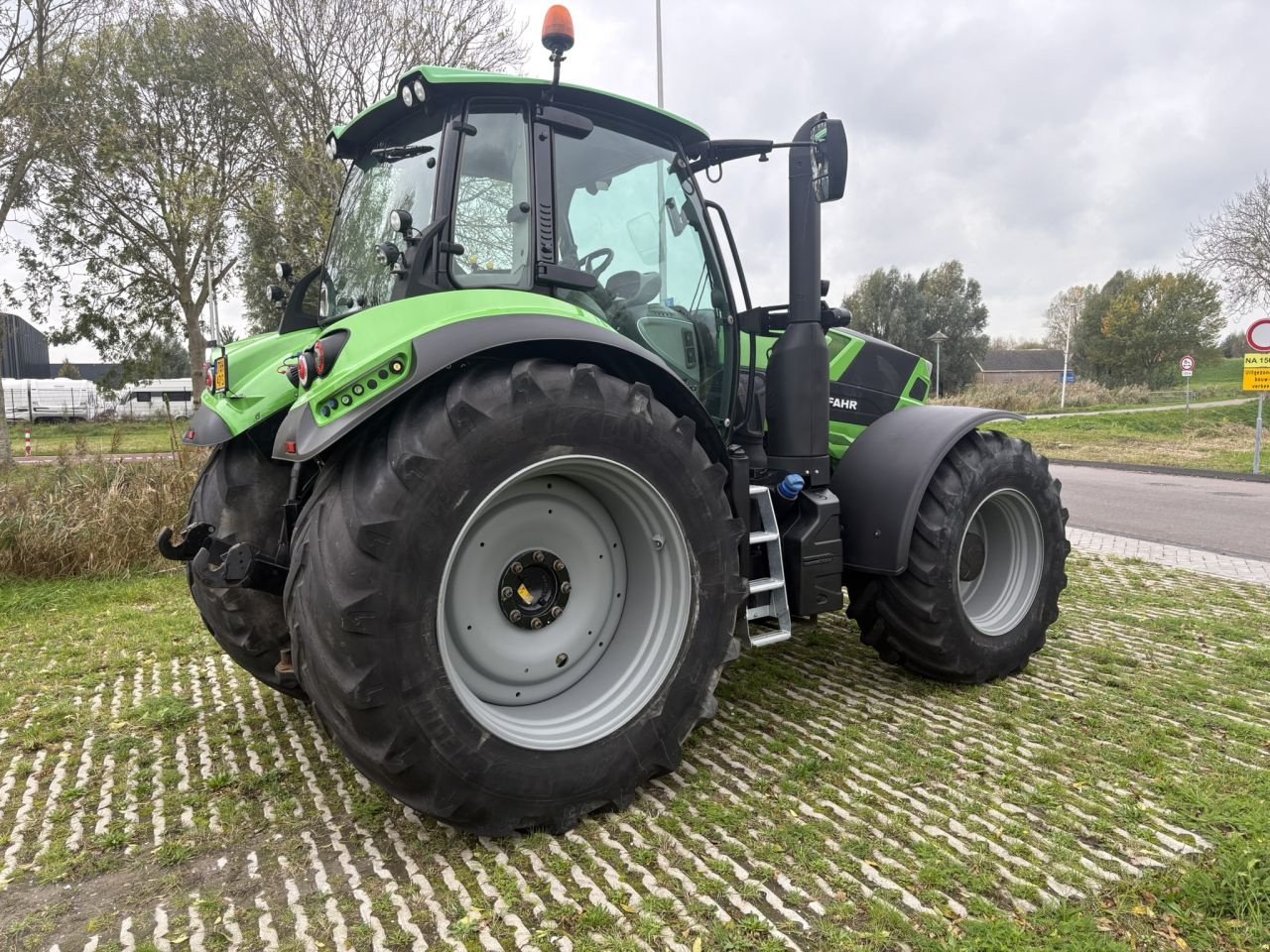 Traktor typu Deutz 6185TTV, Gebrauchtmaschine v Kwadijk (Obrázok 10)