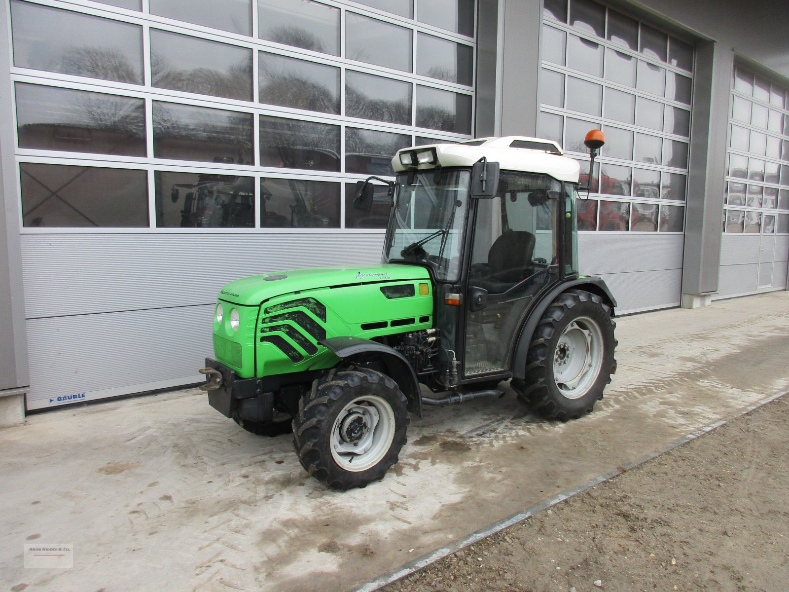 Traktor des Typs Deutz Agrocompact 10 F4, Gebrauchtmaschine in Tapfheim (Bild 2)