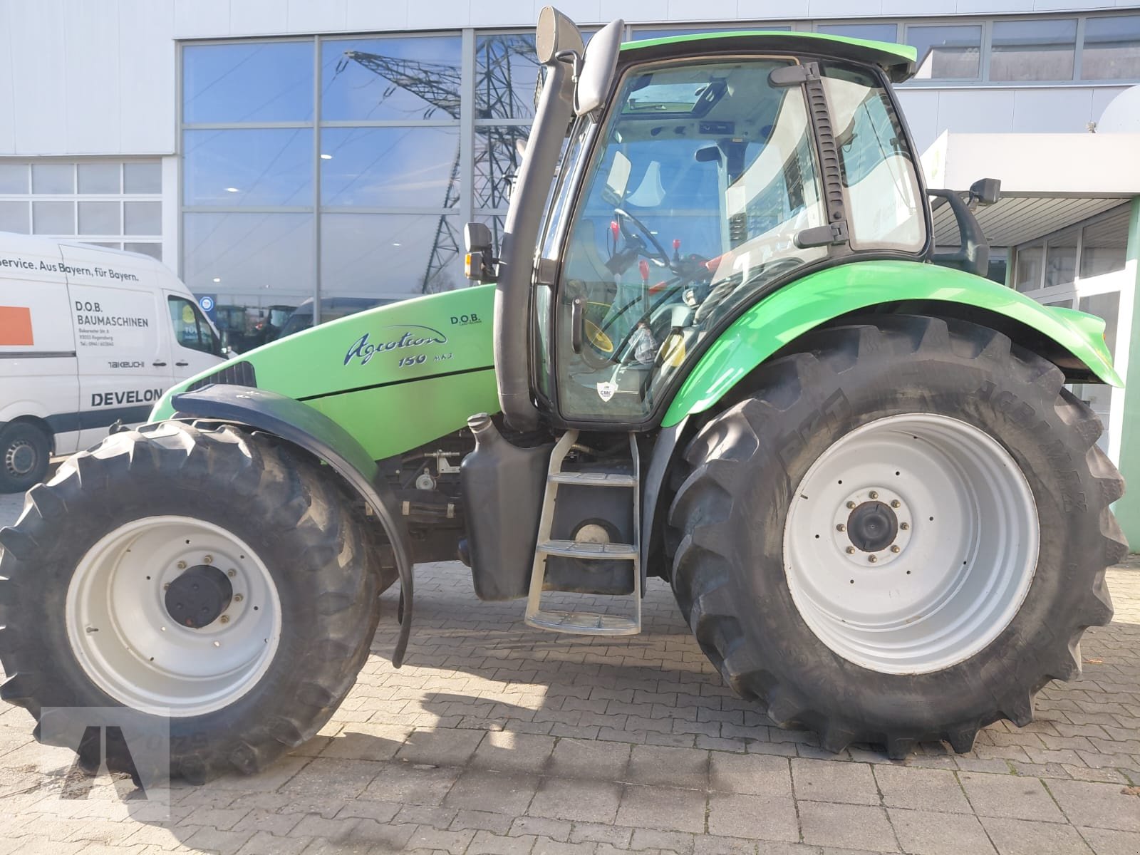 Traktor типа Deutz Agrotron 150 MK3, Gebrauchtmaschine в Regensburg (Фотография 4)